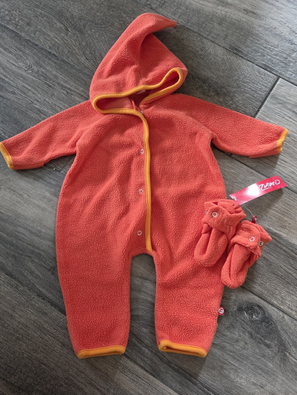 Zutano EUC/NWT 3 Months Mandarin Fleece Elf Suit and Booties